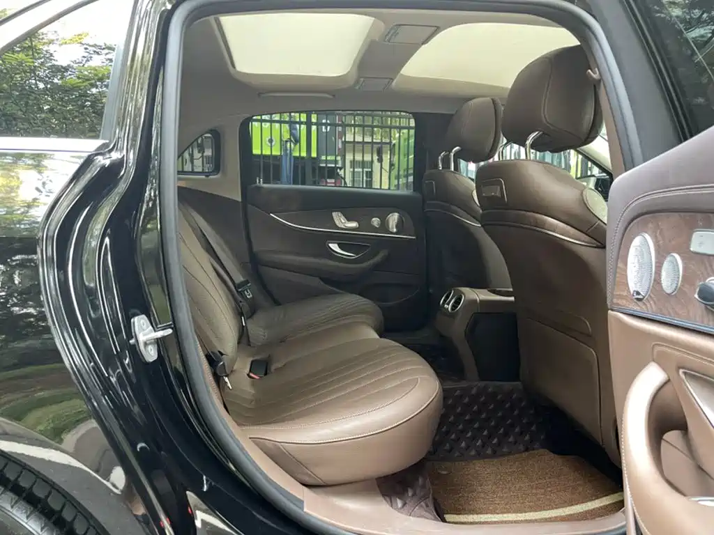 Mercedes-Benz E-Class E 2020 E 300 L