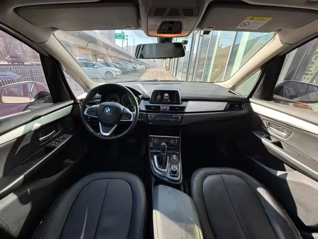 BMW 2 SERIES STATION WAGON