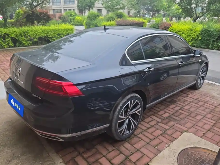 Volkswagen Magotan 2021 330TSI DSG 30
