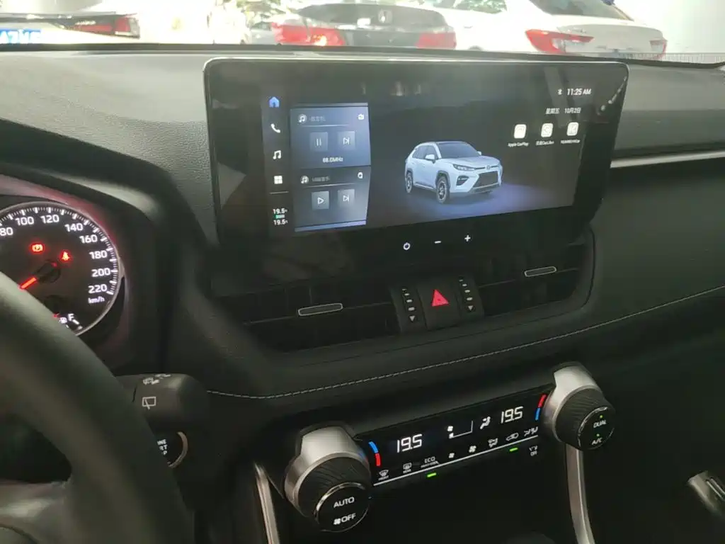 Toyota Wildlander — миниатюра 13