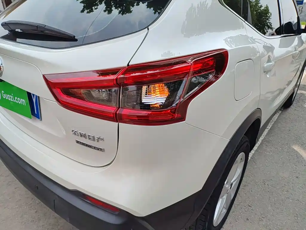Nissan Qashqai 2019 2.0L CVT Smart