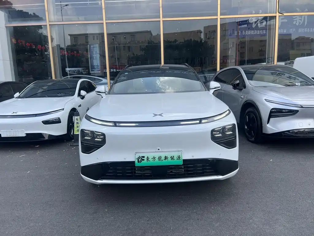 XPeng G9