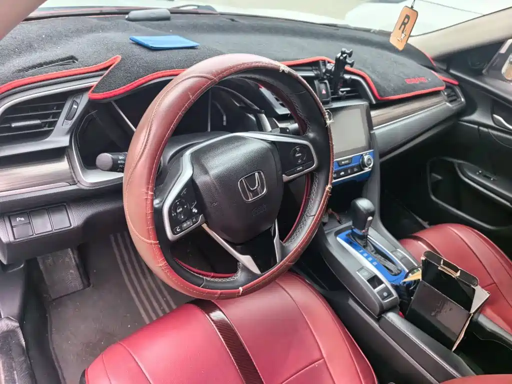 Honda Civic — миниатюра 5