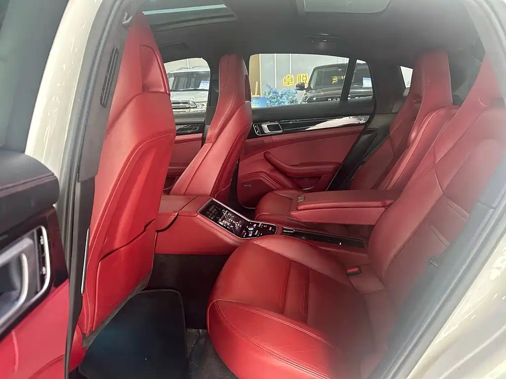 Porsche Panamera — миниатюра 6