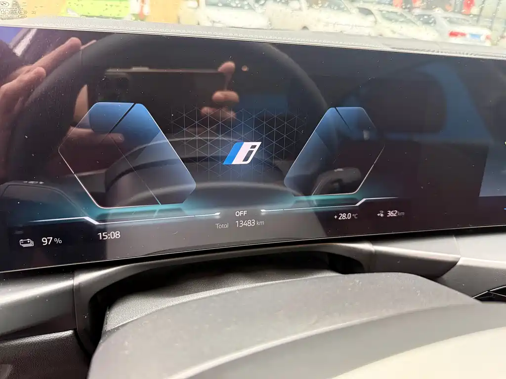 BMW i3 2026 eDrive 35L