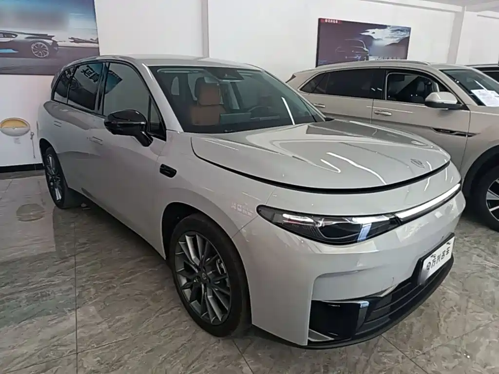 Leapmotor Leapmotor C10 — миниатюра 4