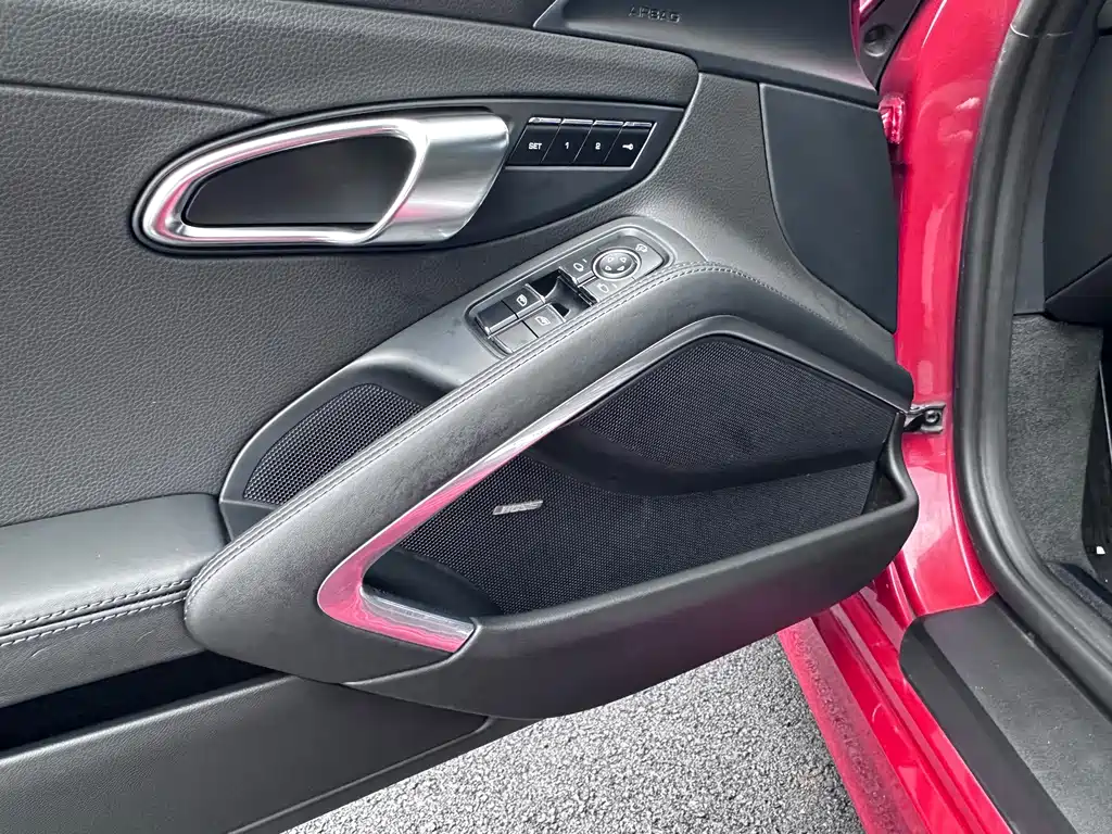 Porsche Cayman — миниатюра 6