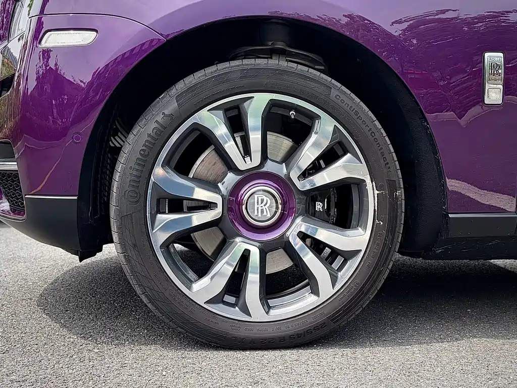 Rolls-Royce Cullinan — миниатюра 26