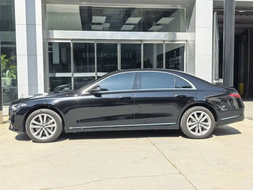 Mercedes-Benz S-Class — миниатюра 4