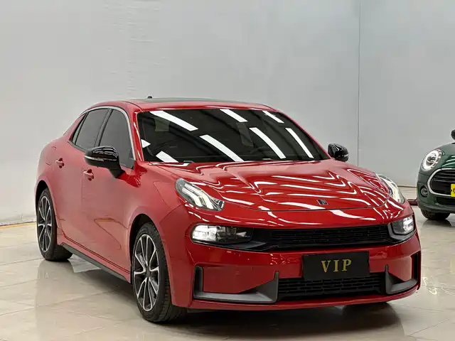 2020 Lynk & Co 03