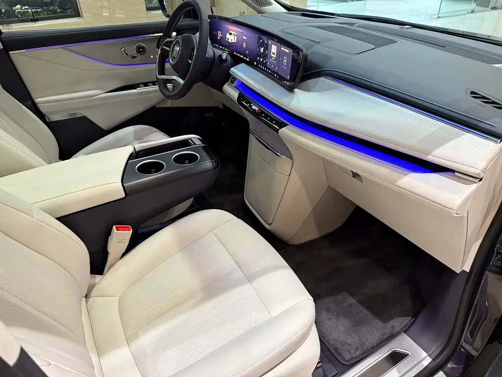 BUICK GL8 NEW ENERGY