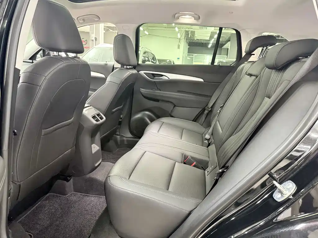 Buick Envision Plus — миниатюра 9