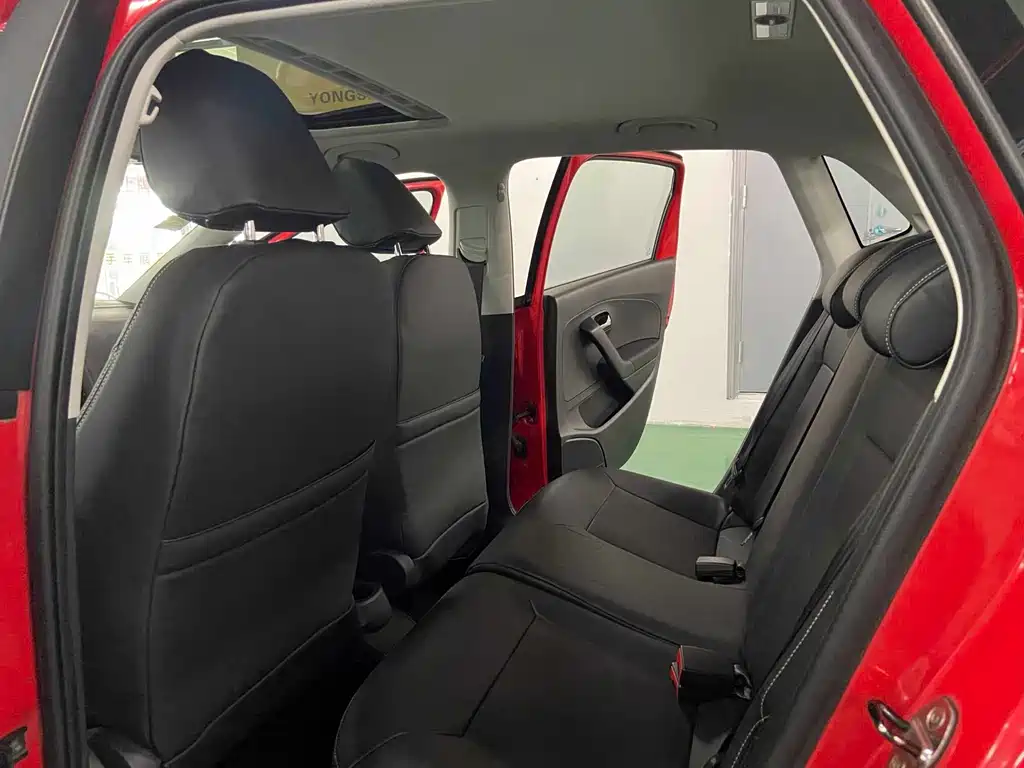 Volkswagen Polo — миниатюра 5