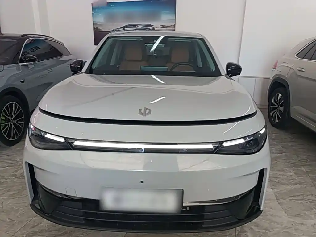 Leapmotor Leapmotor C10 — миниатюра 3