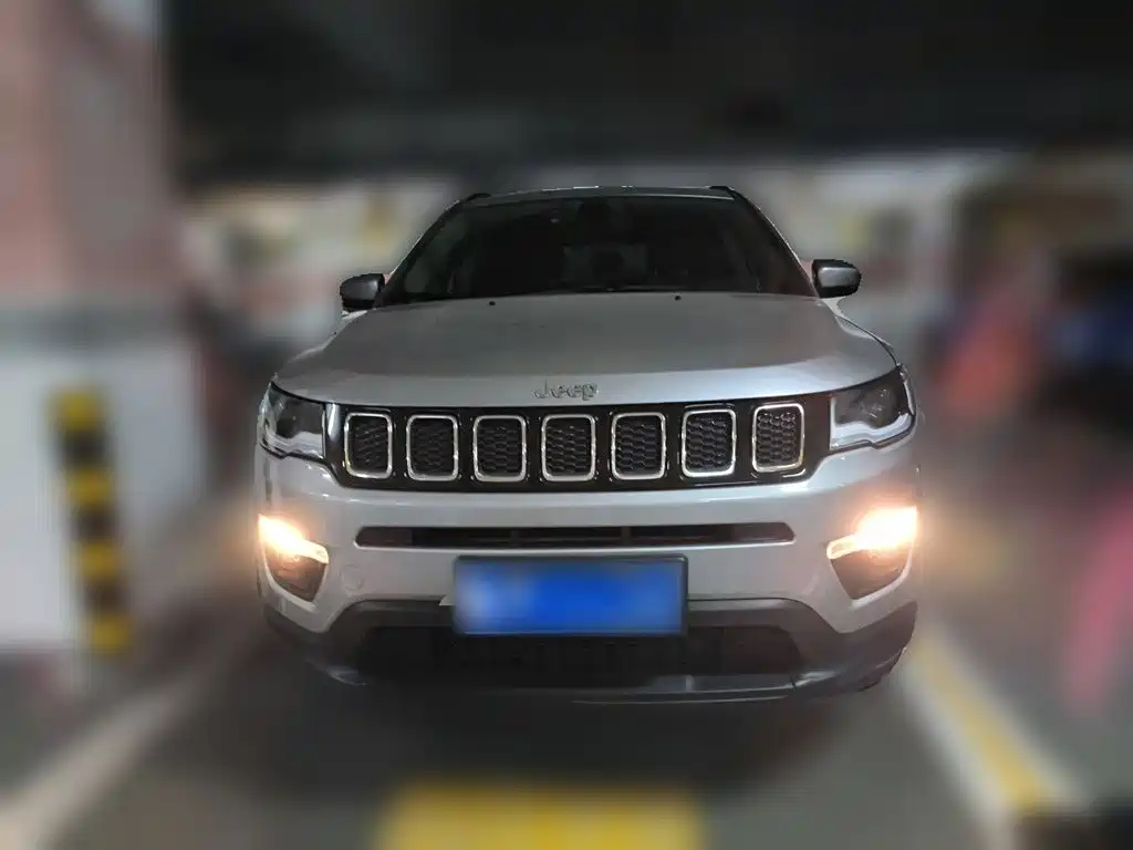 Jeep Compass — миниатюра 2