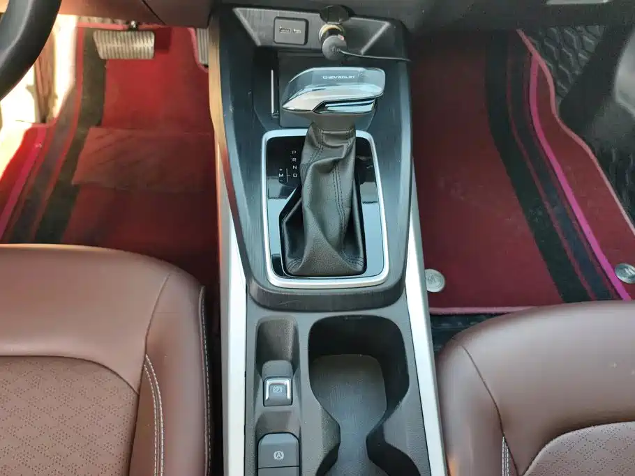 Chevrolet Monza — миниатюра 16