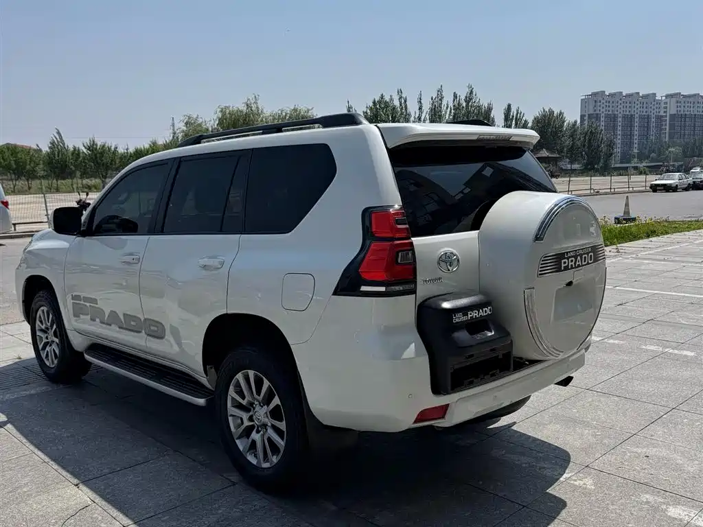 Toyota Land Cruiser Prado 2018 3.5L AT TX-L