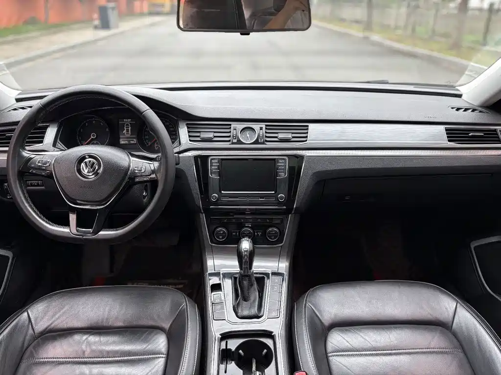 Volkswagen Passat — миниатюра 5