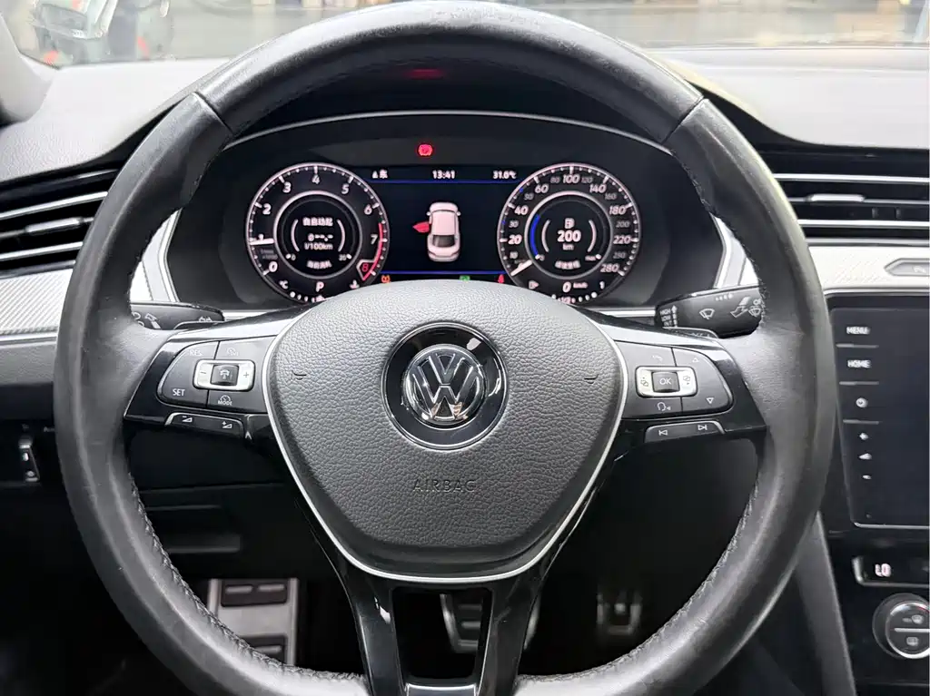 Volkswagen CC — миниатюра 8