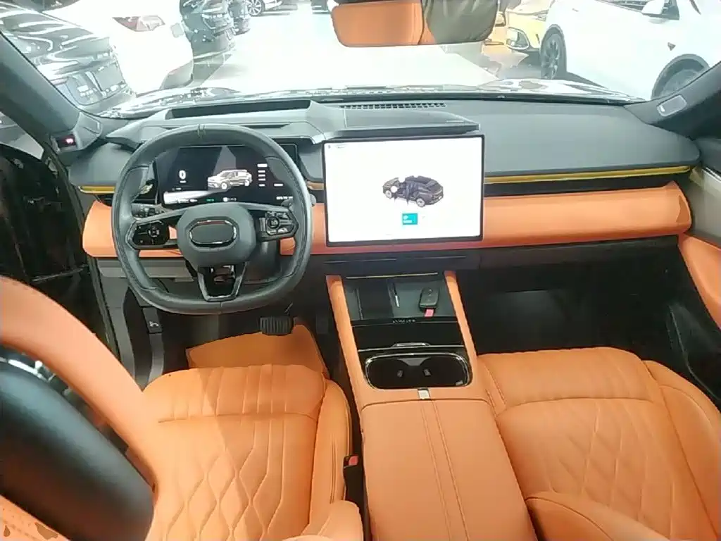 Lynk & Co 08 EM-P — миниатюра 10