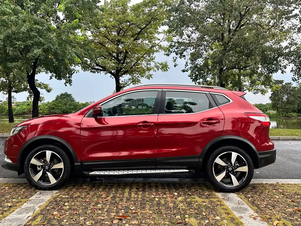 Nissan Qashqai — миниатюра 5