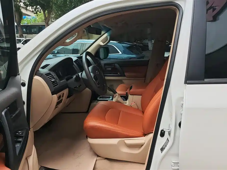 Toyota Land Cruiser 2015 4.0L V6