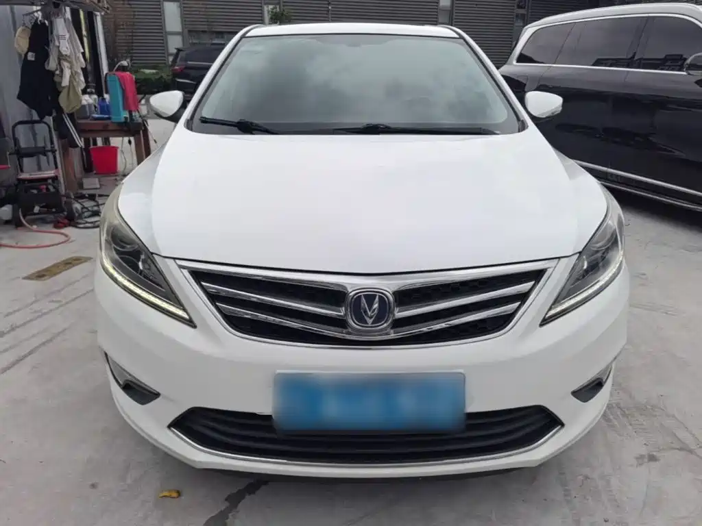 Changan Eado — миниатюра 3