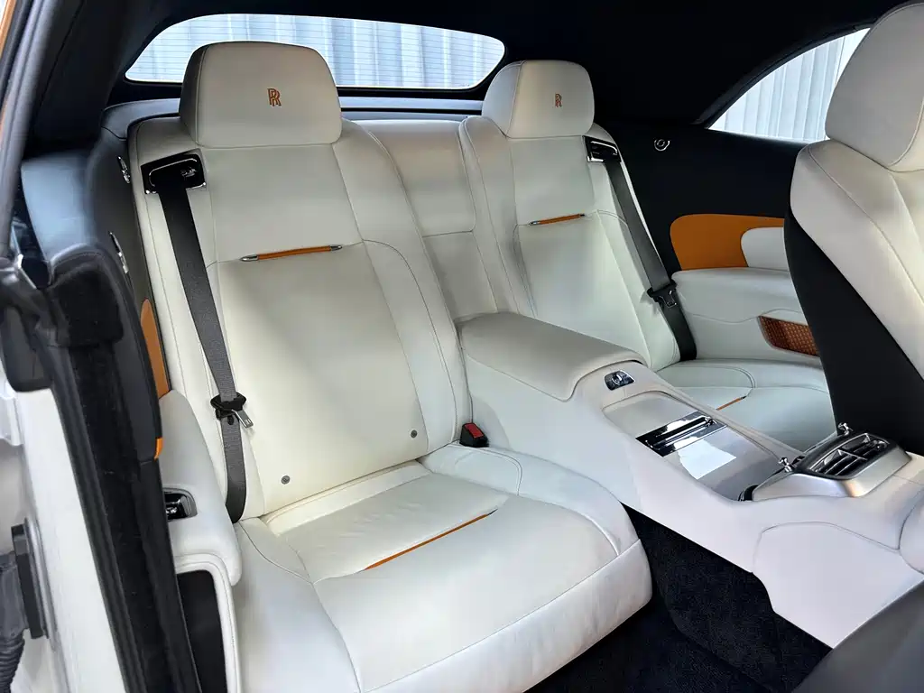 Rolls-Royce Dawn — миниатюра 31