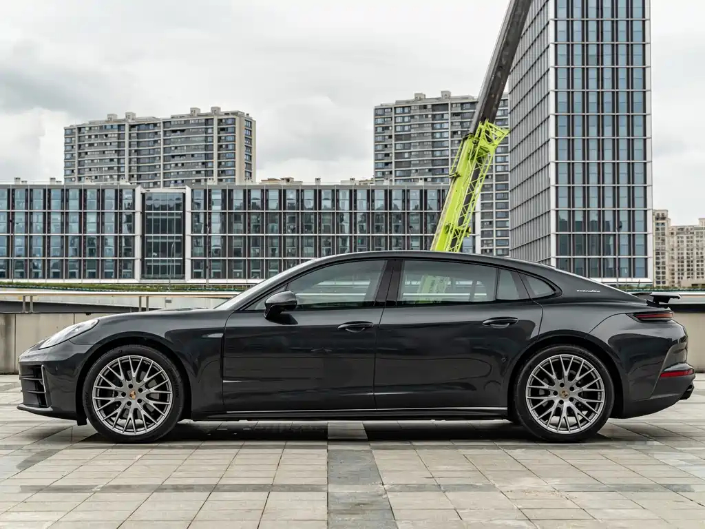 Porsche Panamera — миниатюра 4