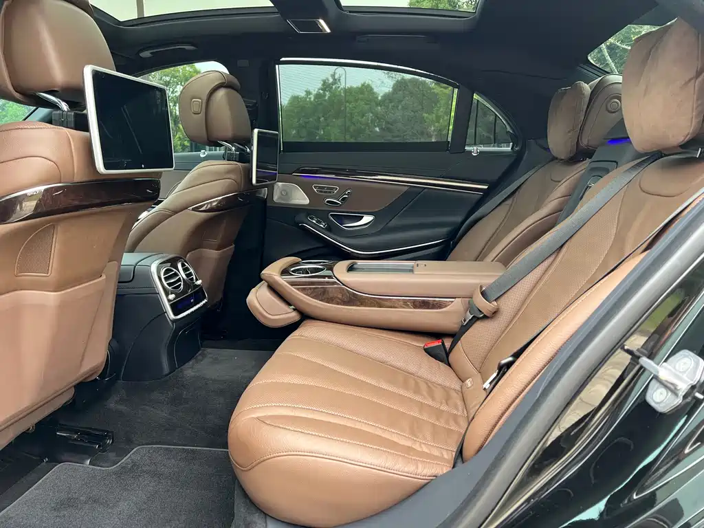 Mercedes-Benz S-Class — миниатюра 6