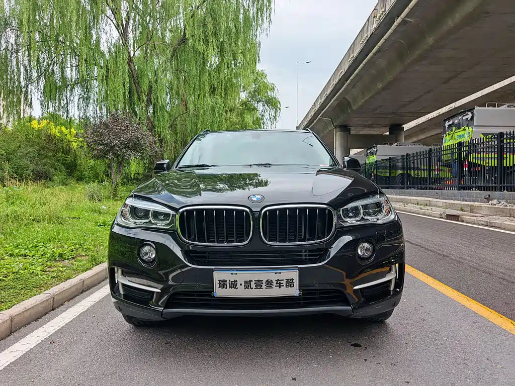 BMW X5 2015 xDrive28i