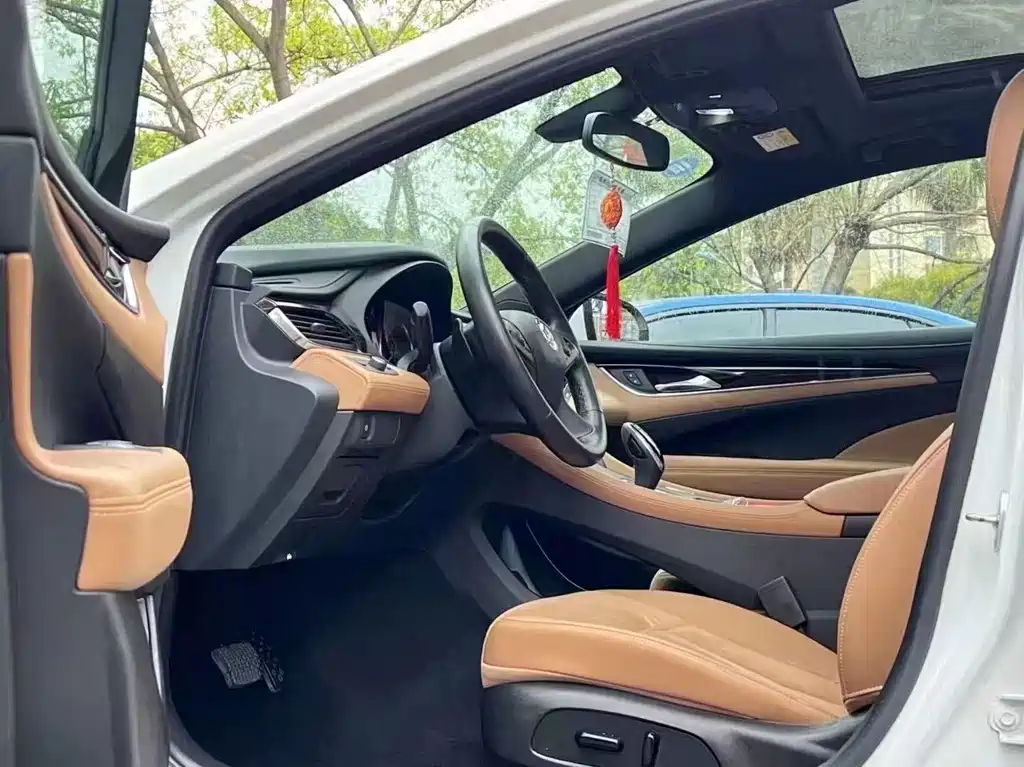 Buick LaCrosse — миниатюра 9