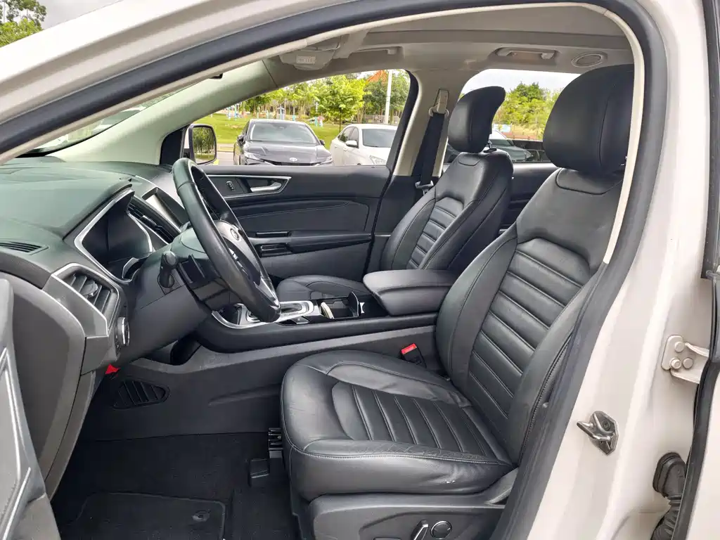 Ford Edge 2015 2.0T GTDi