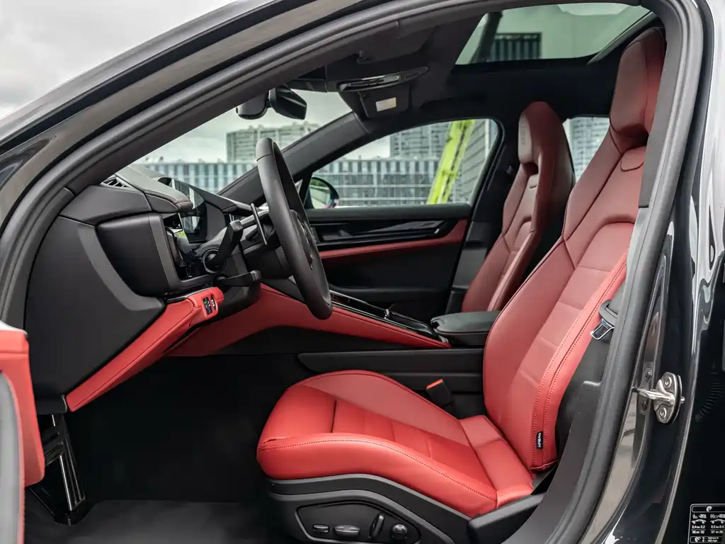 Porsche Panamera — миниатюра 13