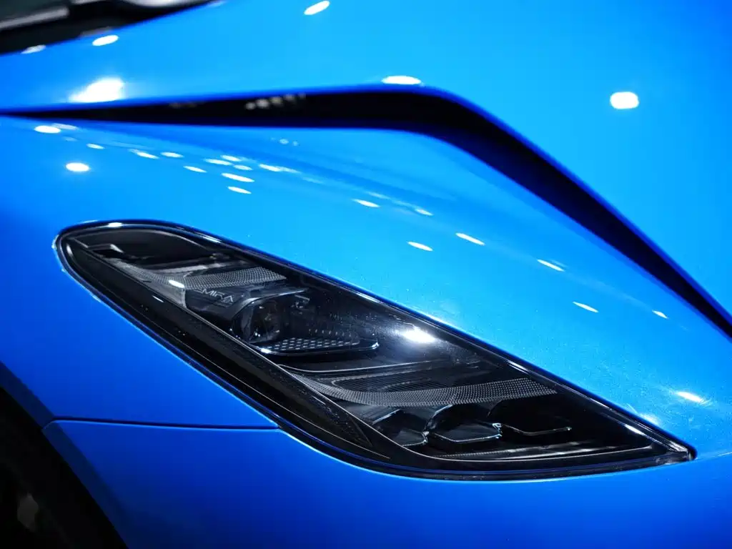 Lotus Emira — миниатюра 2