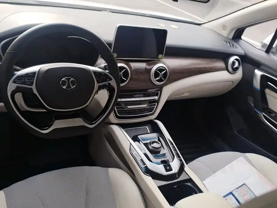 BAIC EU5 — миниатюра 12