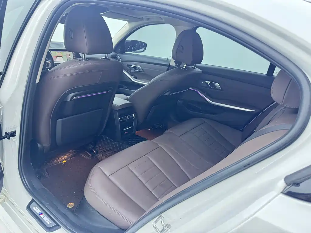 BMW 3 Series — миниатюра 10