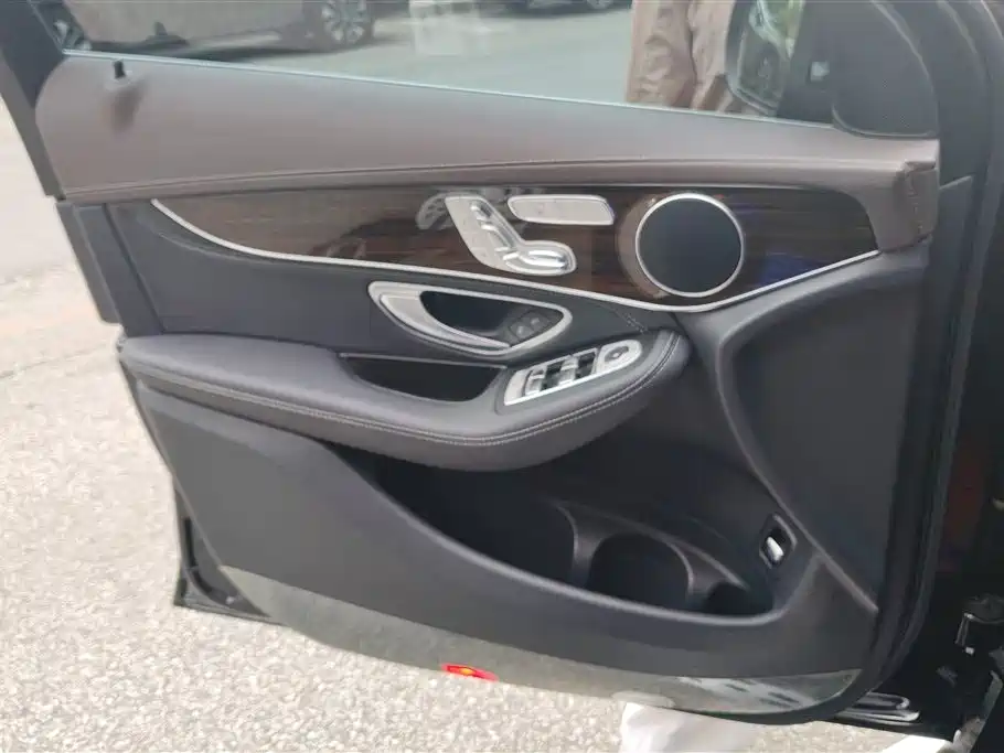 Mercedes-Benz GLC 2019 GLC 260 L 4MATIC Luxury