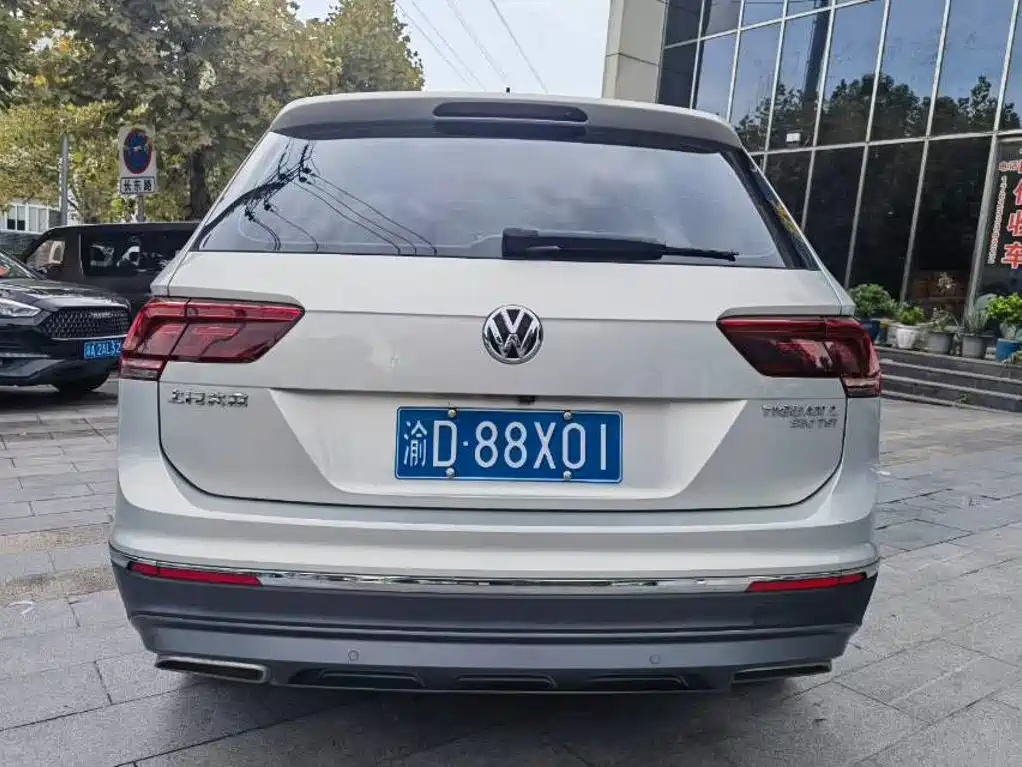 Volkswagen Tiguan L — миниатюра 8