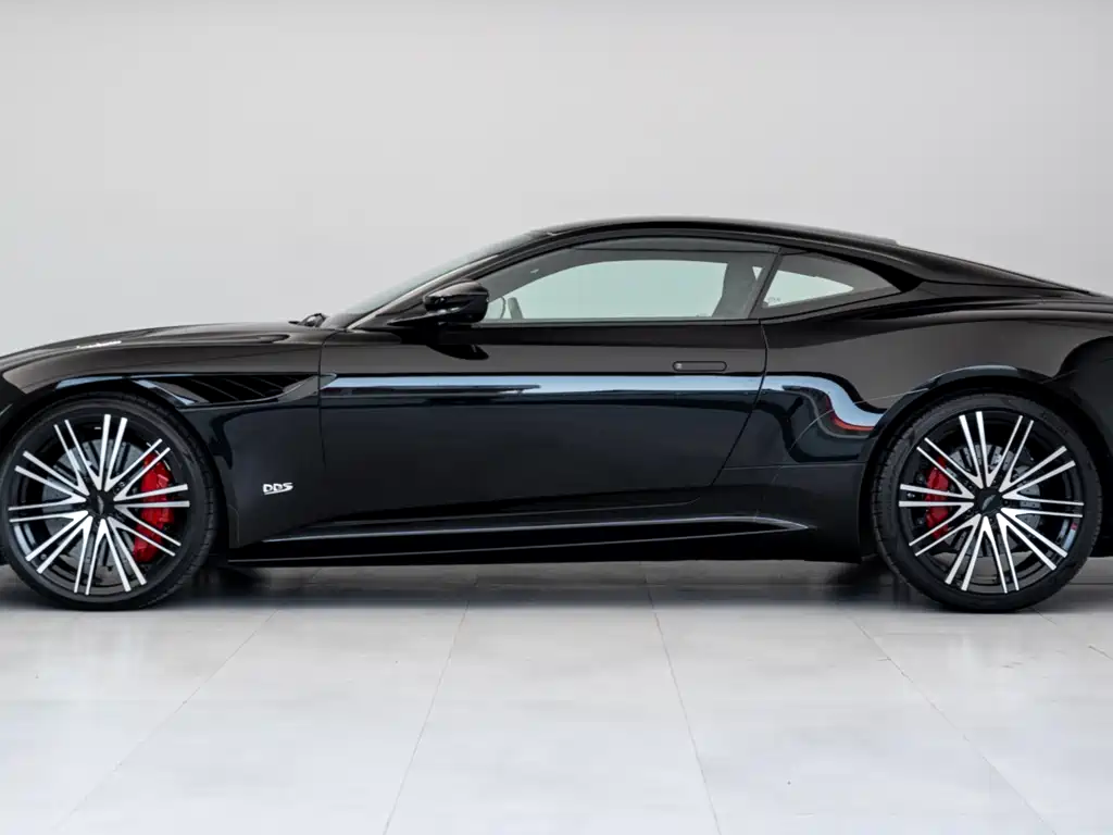 Aston Martin DBS 2022 DBS Superleggera V12 Coupe
