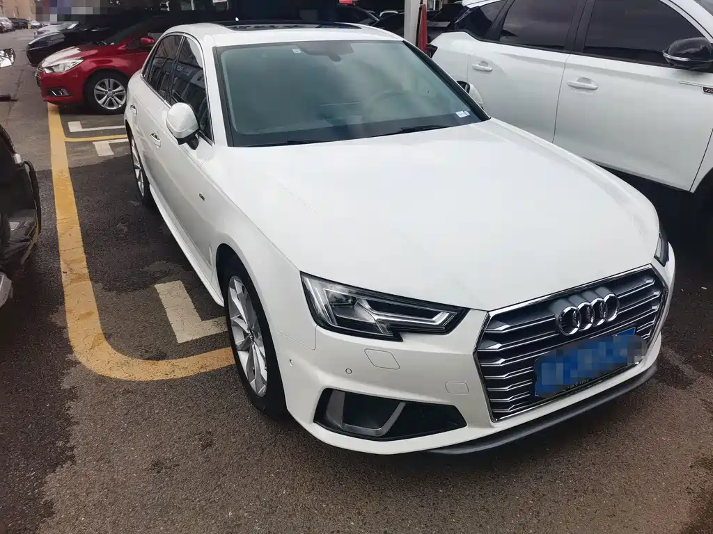 Audi A4L 2019 40 TFSI Fashion VI