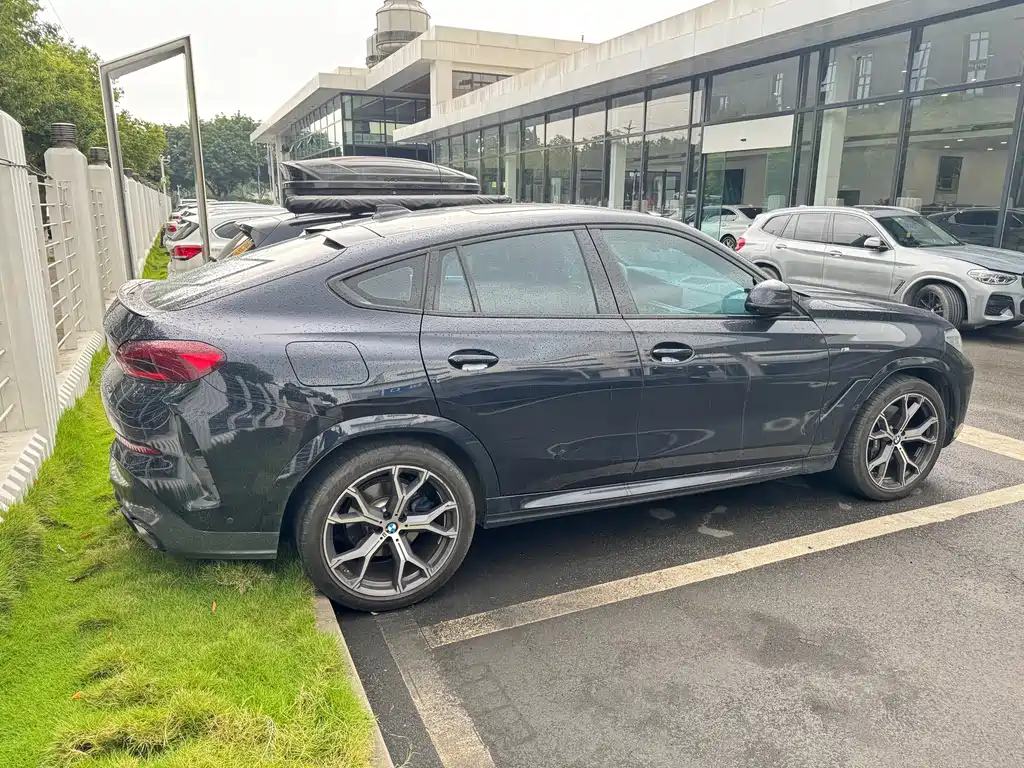 BMW X6 2022 xDrive40i M Sport