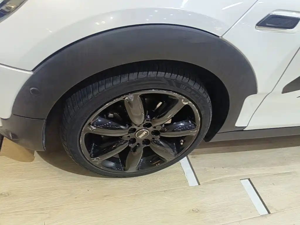 MINI Mini Clubman — миниатюра 23