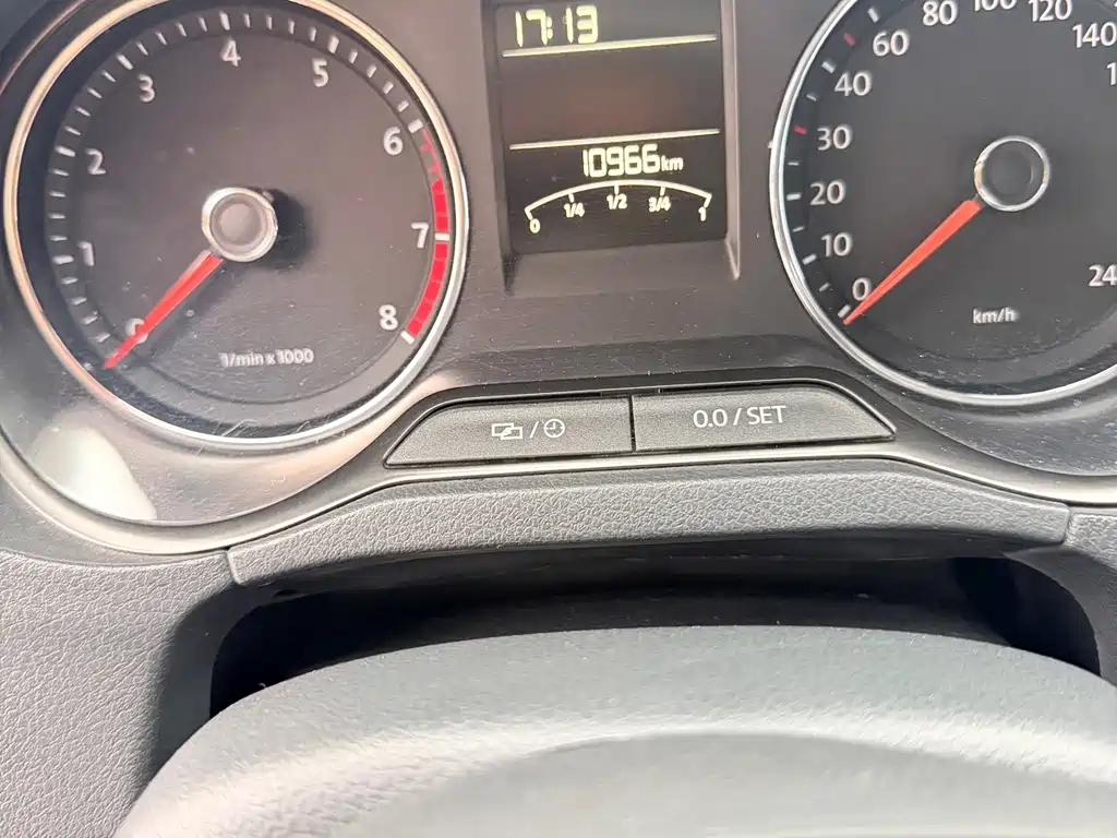 Volkswagen Polo — миниатюра 11