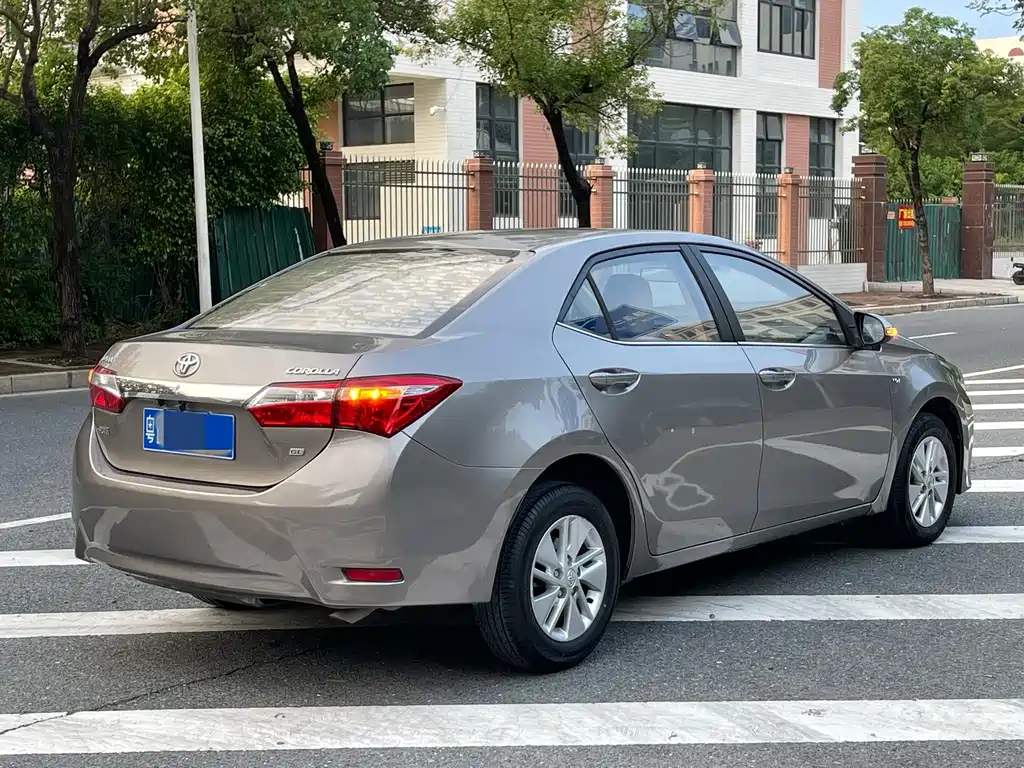 Toyota Corolla — миниатюра 4