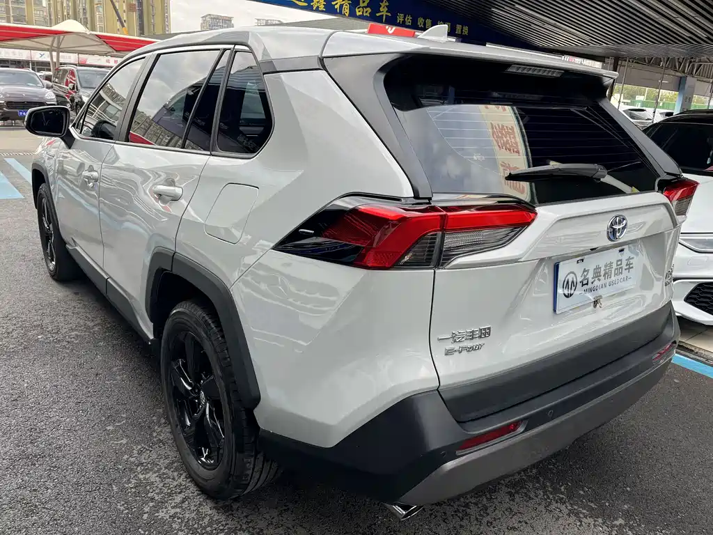 TOYOTA RAV4 RONGFANG