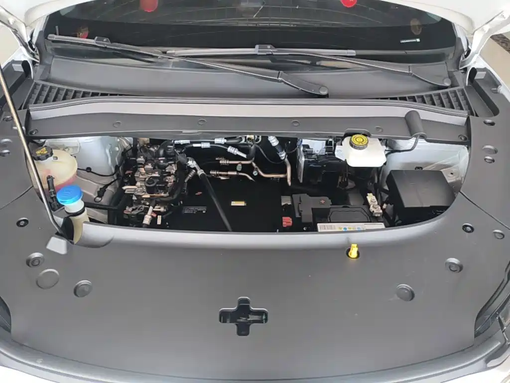 BYD Yuan Plus — миниатюра 20