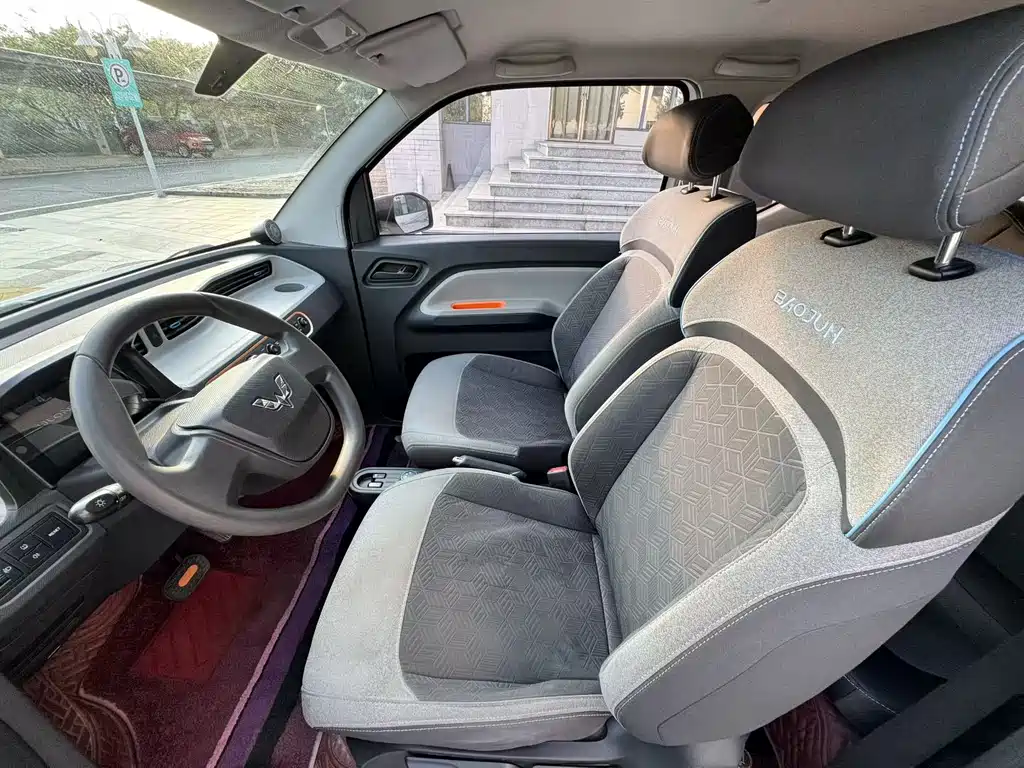 Wuling MINIEV — миниатюра 7