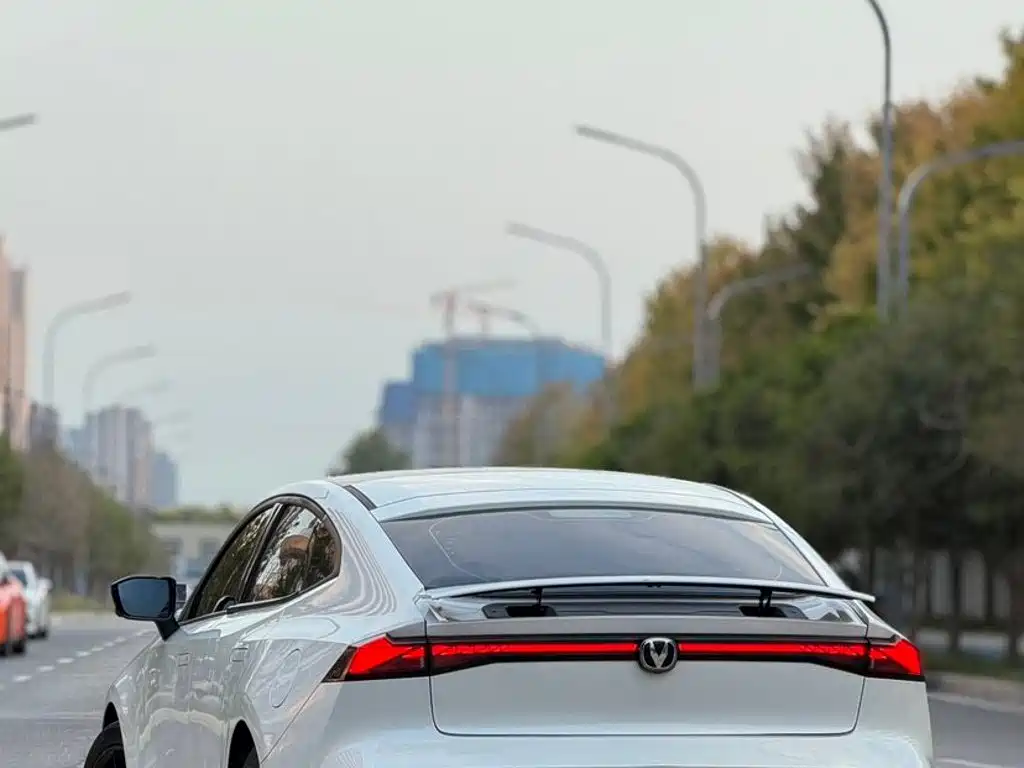 Changan UNI-V — миниатюра 14