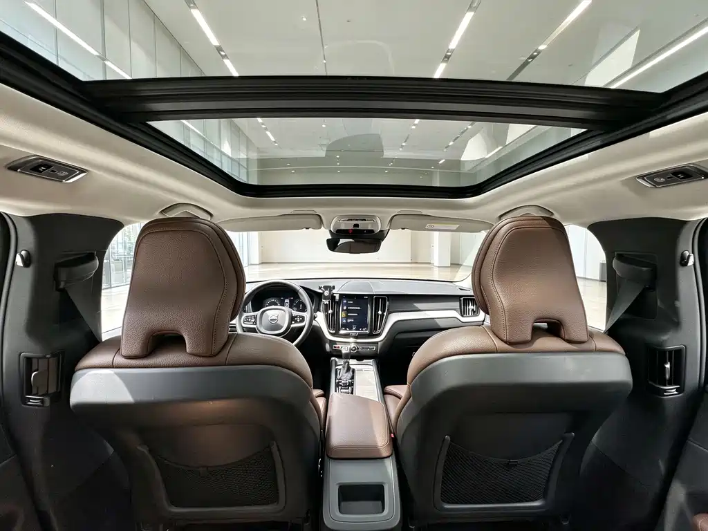 Volvo XC60 — миниатюра 17